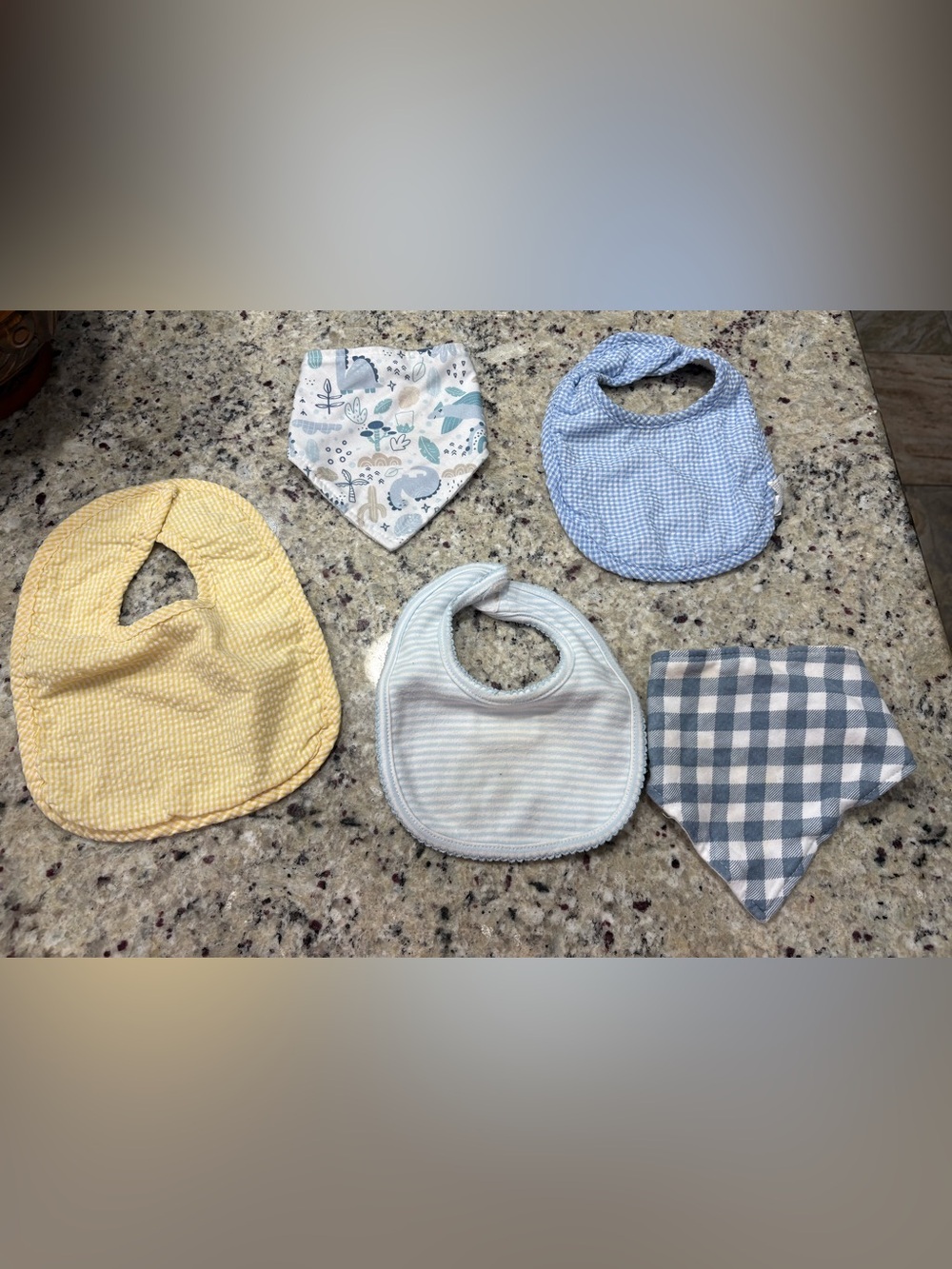 Bundle of 5 boys bibs 3 GUC 2 fair No rips or tears